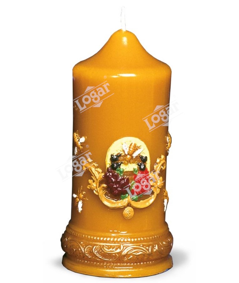 Beekepers theme candle with bees